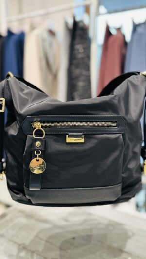 Borsa Asia nero